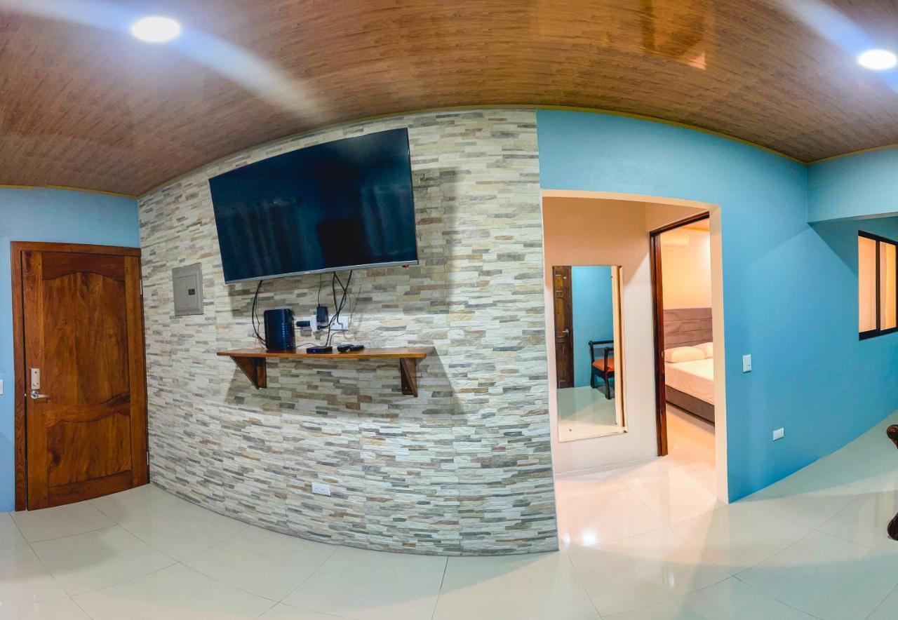 La Fortuna Donwtown Dreams Exterior photo