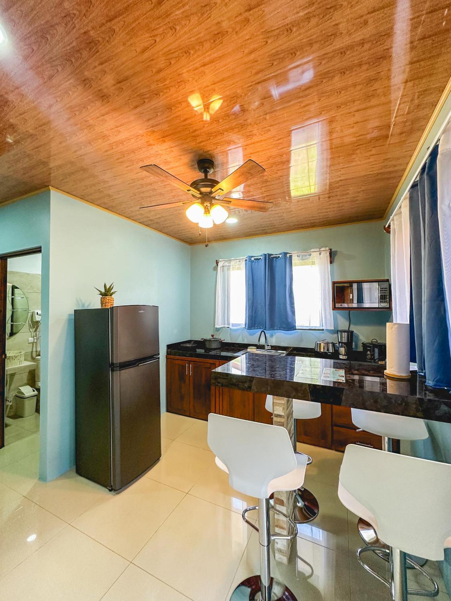 La Fortuna Donwtown Dreams Exterior photo